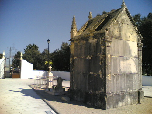 Construção degradada, Igreja São Miguel Arcanjo