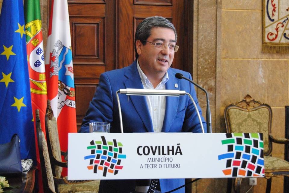 Resultado de imagem para Dr. Vítor Pereira, Presidente da Câmara Municipal da Covilhã