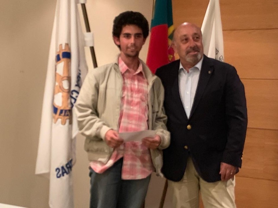 Entrega Bolsas Rotary (3).jpg