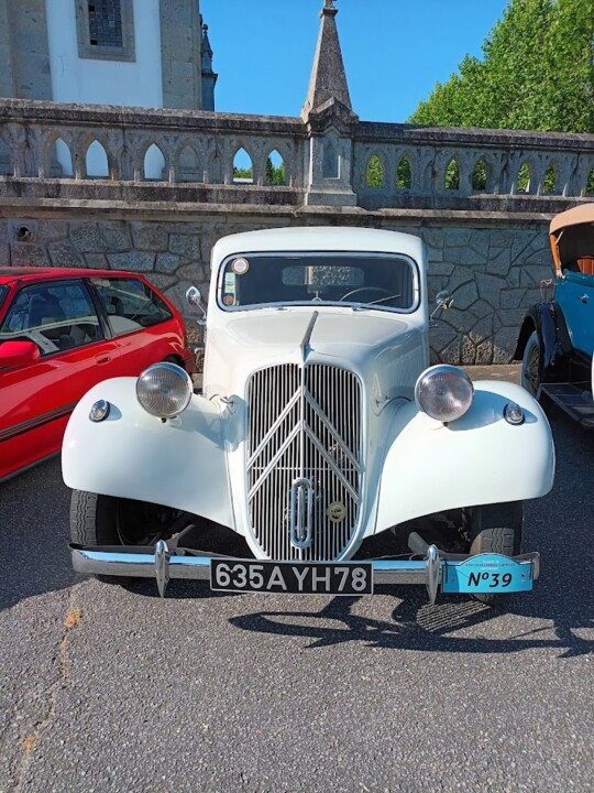 Não me canso disto carros8.jpg