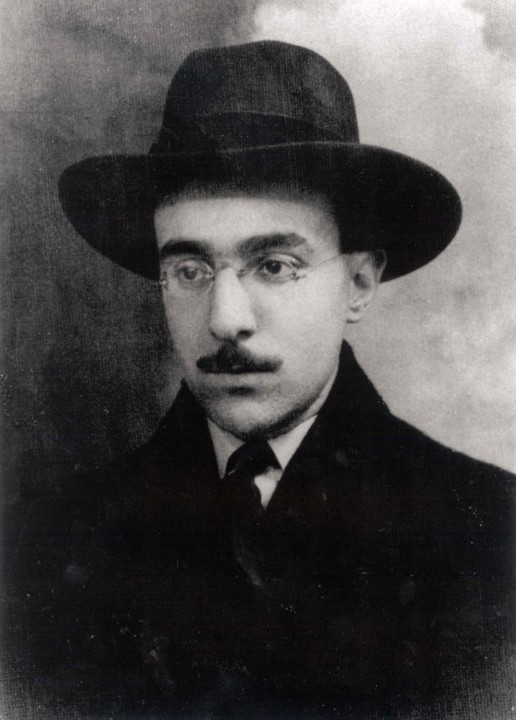 fernando pessoa.jpg
