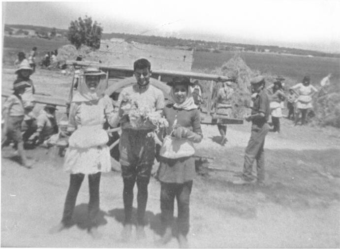 grupo com mondinas.jpg