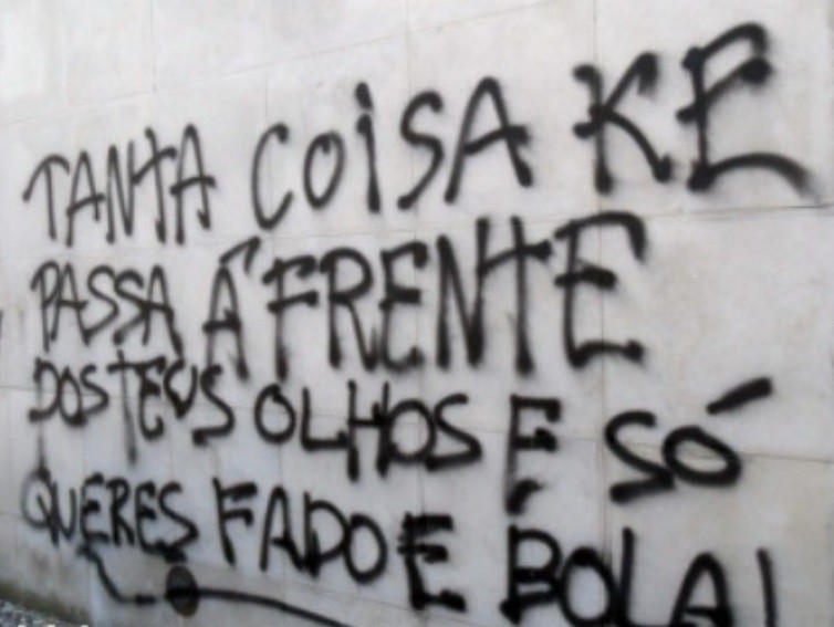 Grafiti-TantaCoisaQuePassa.jpg Grafiti-TantaCoisaQuePassa.jpg