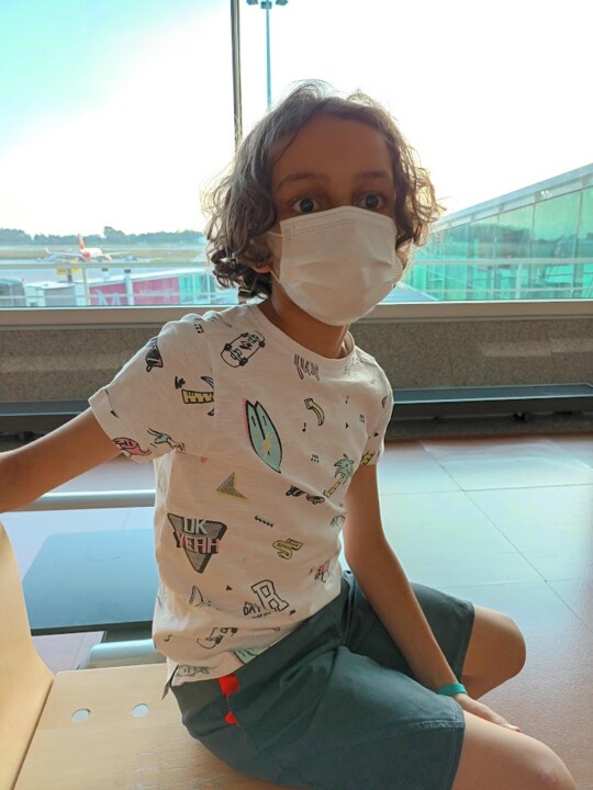 Não me canso disto_aeroporto2.jpg