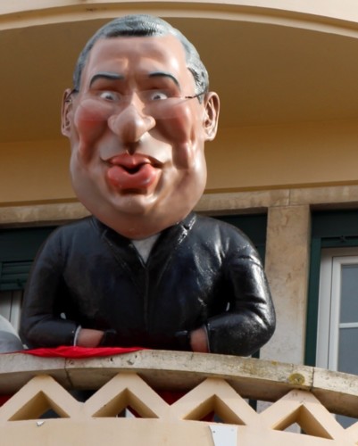 PM-AntonioCosta-BonecoCarnaval.jpg PM-AntonioCosta-BonecoCarnaval.jpg