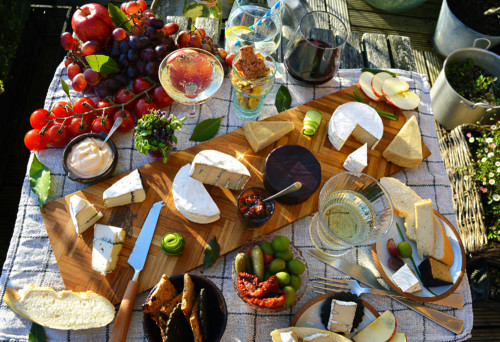 vegan-cheeseboard-table-4.jpg vegan-cheeseboard-table-4.jpg