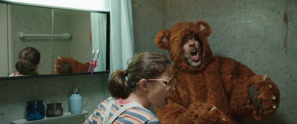 GIRAFAS_Still005 (1).jpg