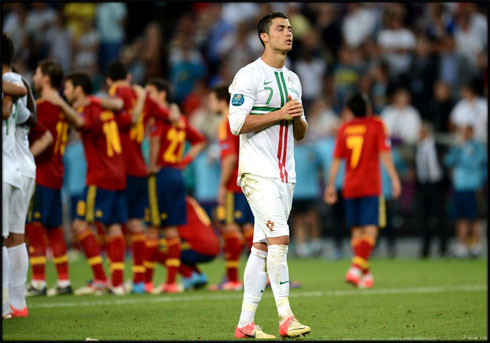 cristiano-ronaldo-525-portugal-vs-spain-praying-an cristiano-ronaldo-525-portugal-vs-spain-praying-an