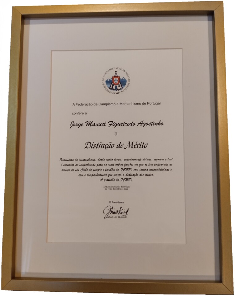 Distinção Mérito Jorge Agostinho - Cópia.jpg