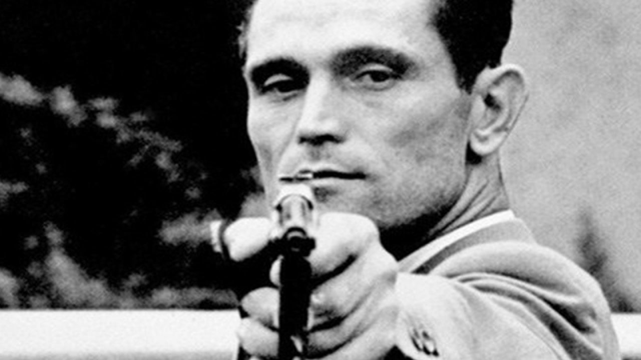 Karoly Takacs. Aprender a disparar com a mão que restava É Desporto