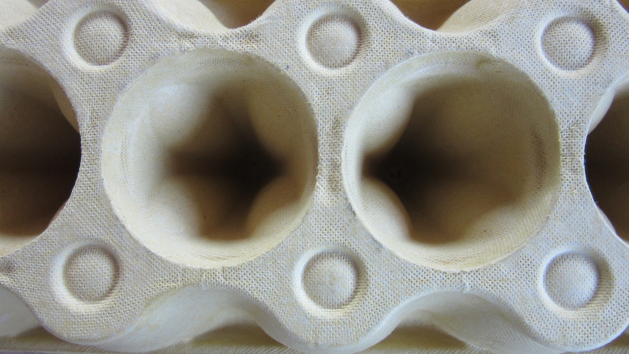 egg-carton-941744_1920