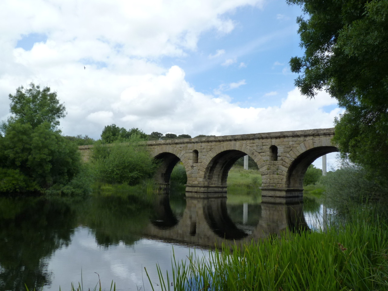 Ponte romana de Vila Formosa.JPG Ponte romana de Vila Formosa.JPG