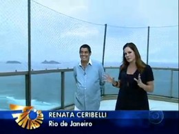 Zeca Pagodinho em seu apartamento na Barra da Tiju