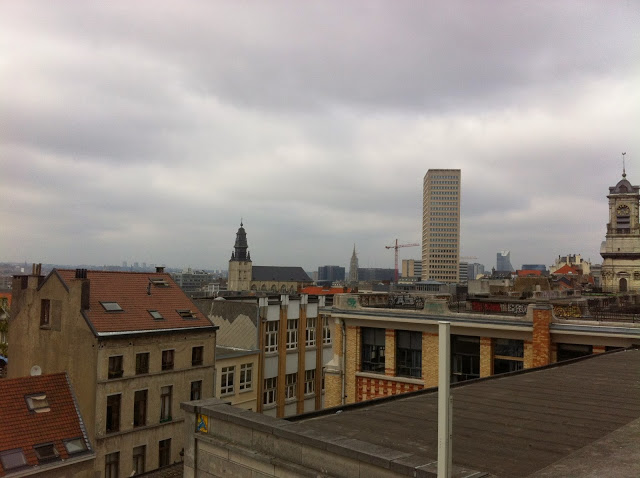Bruxelas + locais para visitar em Bruxleas + Marolles + Ascenseur des Marolles + domingos em Bruxelas + o que fazer em bruxelas Bruxelas + locais para visitar em Bruxleas + Marolles + Ascenseur des Marolles + domingos em Bruxelas + o que fazer em bruxelas